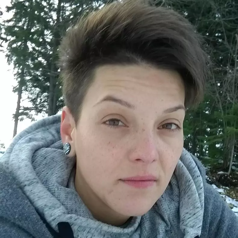 cine-este-roxana-crudu-oxi-12-1