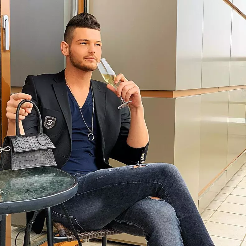 razvan botezatu drama