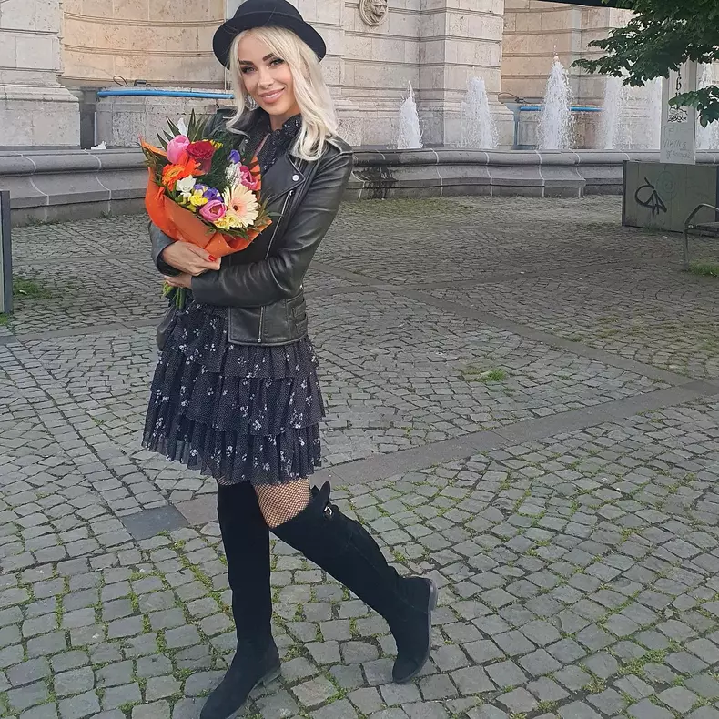 279572045_10216165137280369_4366407329346481063_n