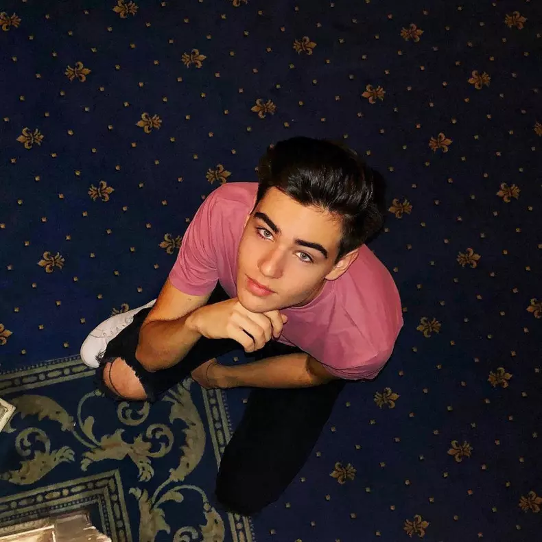 ad05ywvkmzrmmgy5mwjhnmmzoduzodjmmjlkyzhlyzi5ma.thumb_