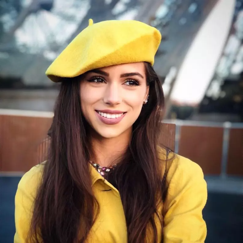 3-cezara-munteanu-persoana-careia-ii-voi-fi-recunoscatoare-toata-viata-si-pe-care-o-admir-enorm-este-lenus-teodora-moraru