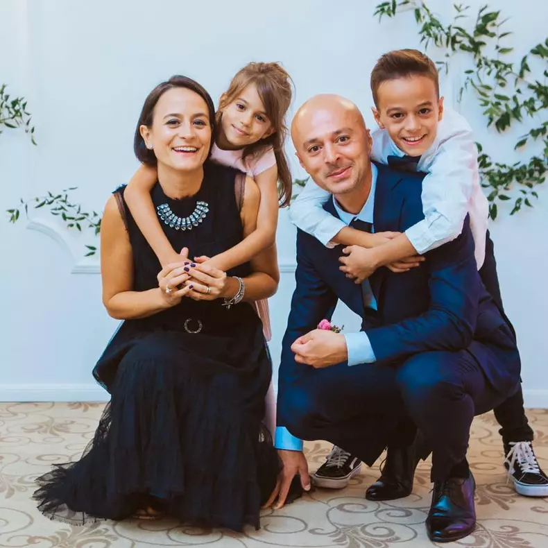 78298145_2824147357596417_1329353718834921472_n