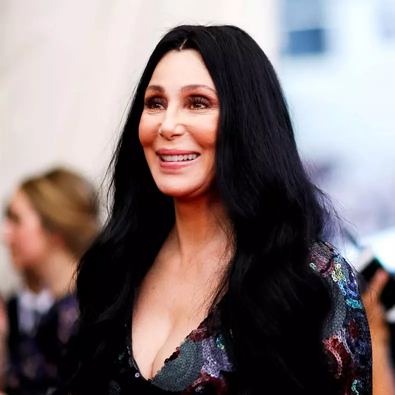 cher cantareata