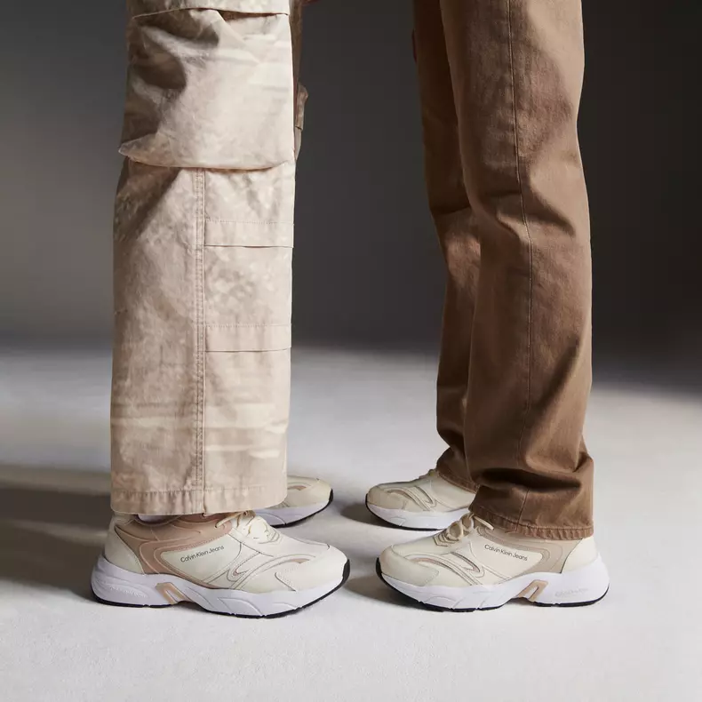 artworksp23ckjftw_marketlaunchcampaignoption22000x2000px-1