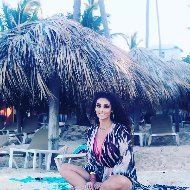 claudia pavel artista