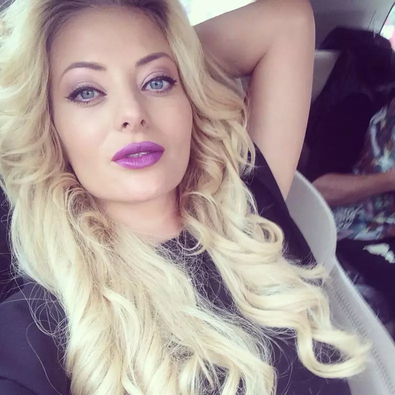 delia1_23