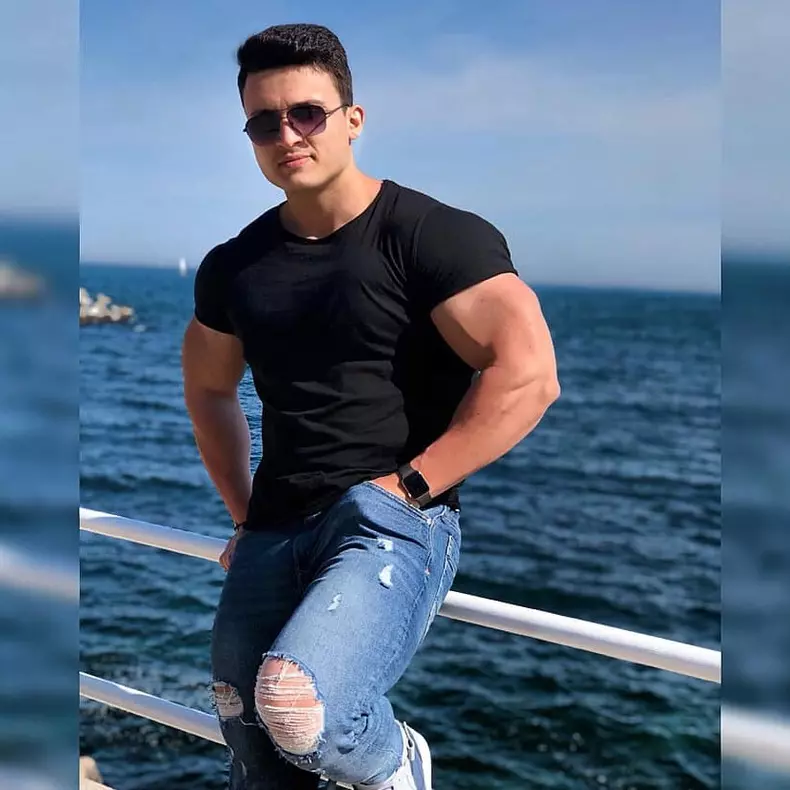 cine-este-andrei-bordeianu-concurent-la-love-island-romania-muschii-nu-inseamna-doar-look-8