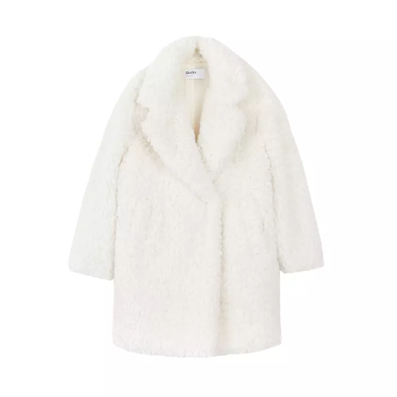 rita-ora-x-primark-white-faux-fur-coat-45-e48-50-pln-210-czk-1250-ron-235