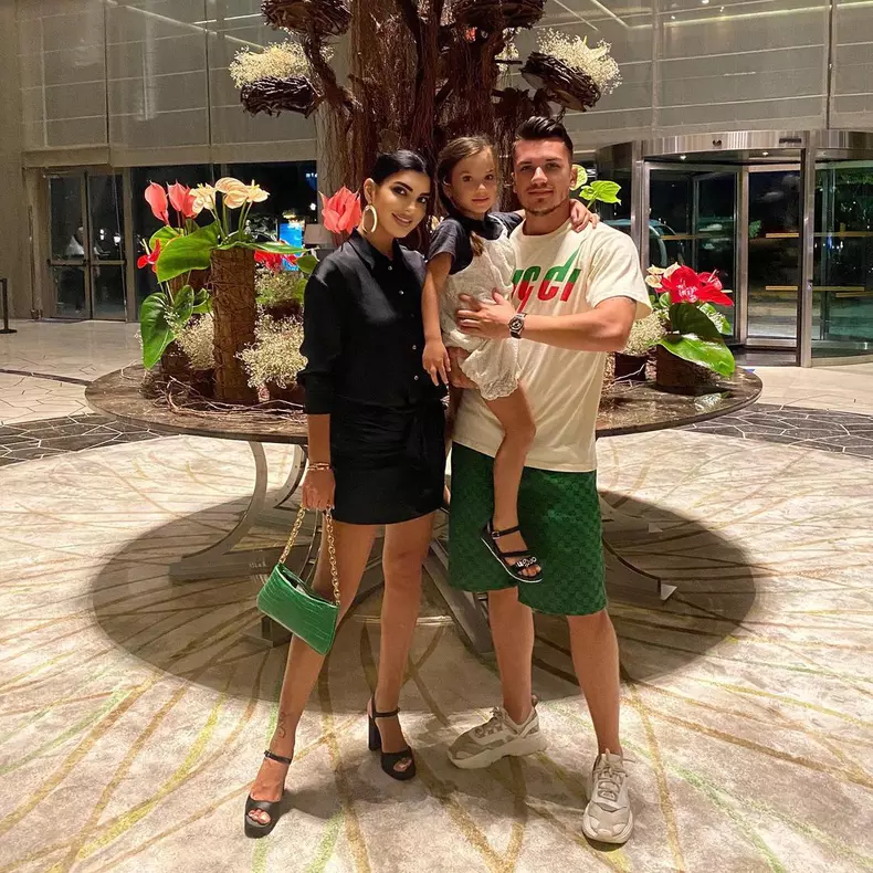 andreea-tonciu-cu-sotul-in-vacanta