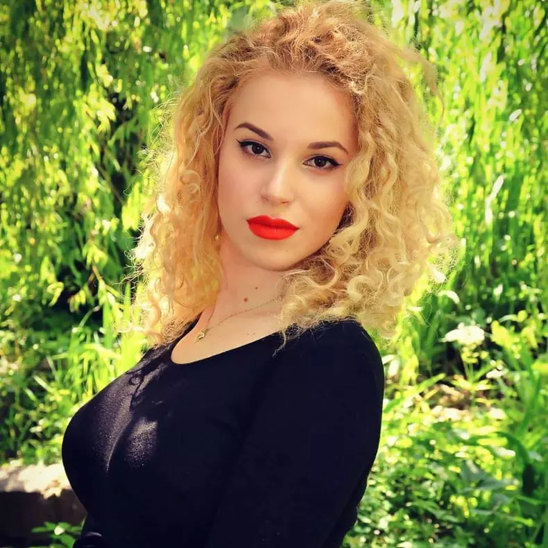 47685264_2108224699239265_4902930392174034944_n