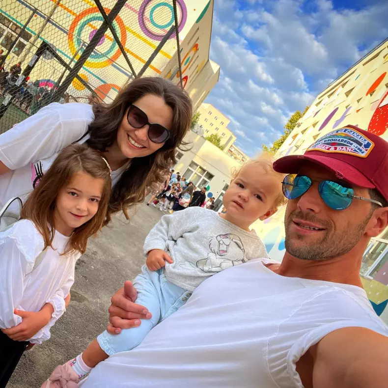 adrian-nartea-familie-1024x1024-1