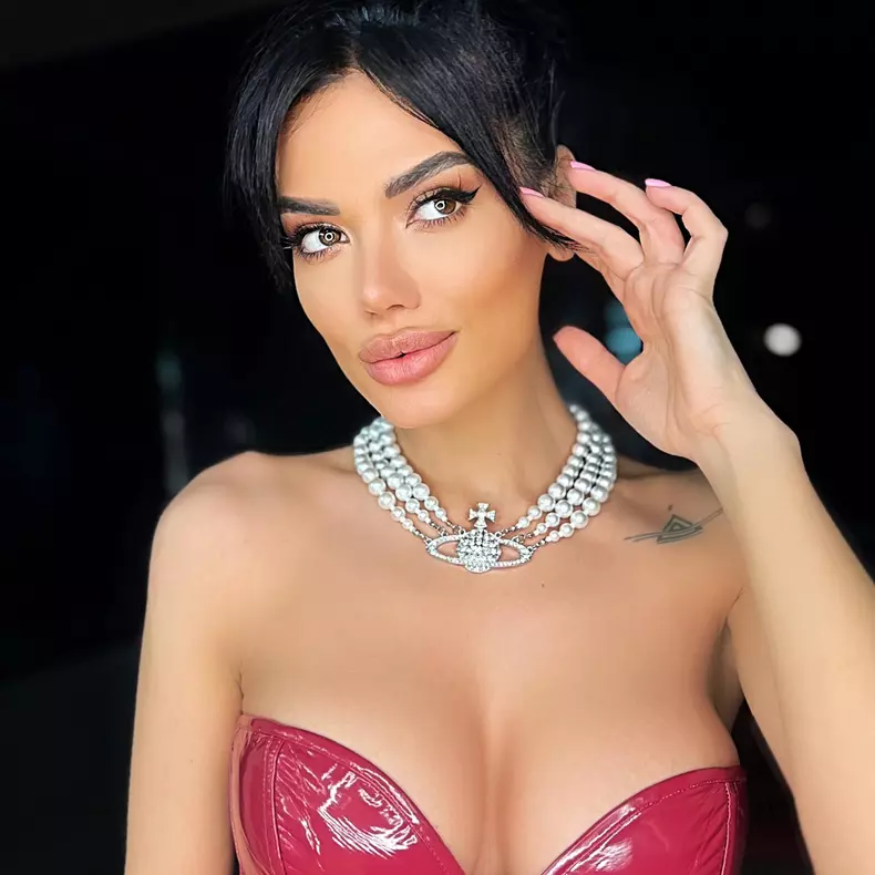 olga-barcari-90
