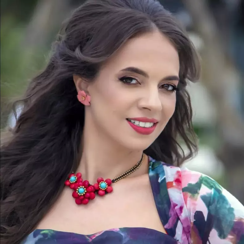 raluca-blejusca23