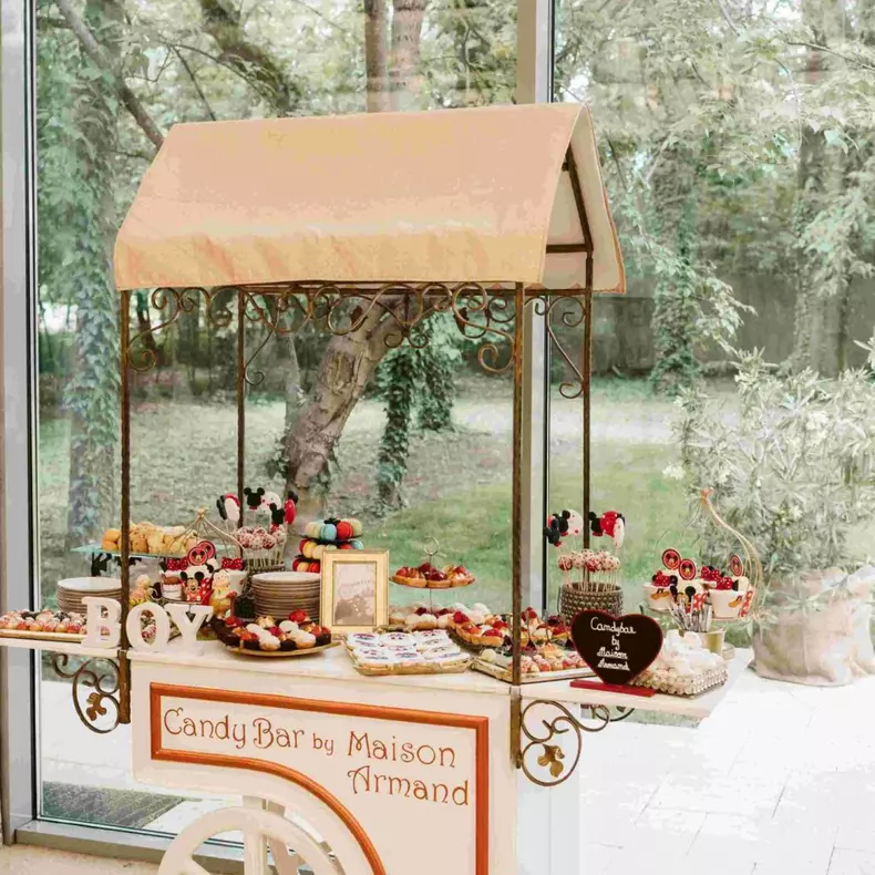 candy-bar-botez-2.1-1024x1024-1.jpg