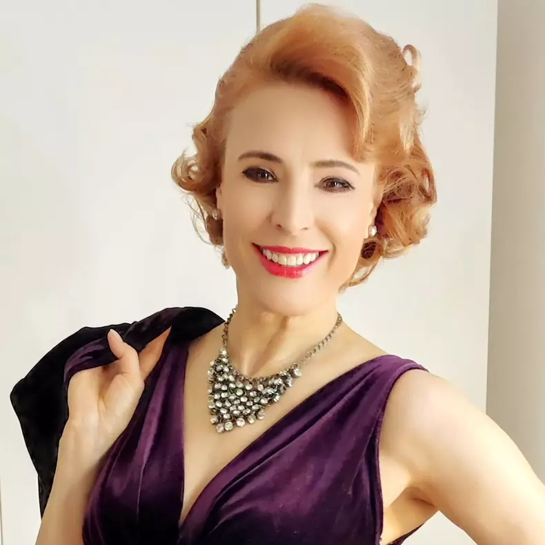 monica-davidescu-22
