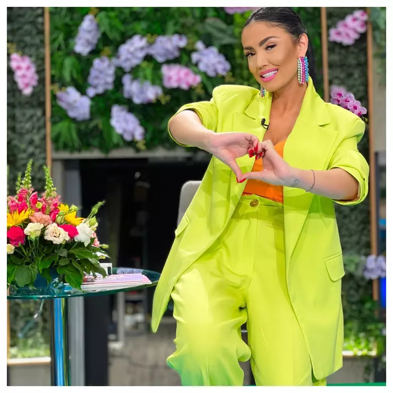 andreea-mantea-telefon