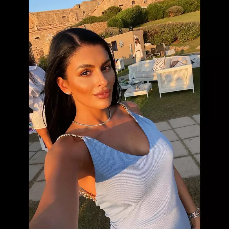 elena-1-1