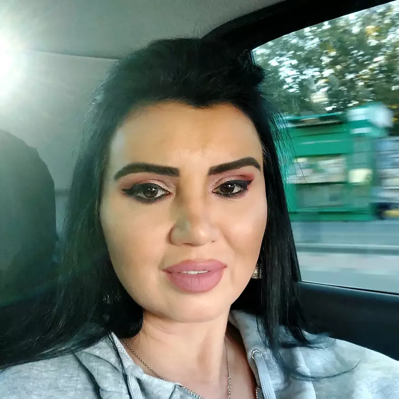 adriana bahmuteanu 65