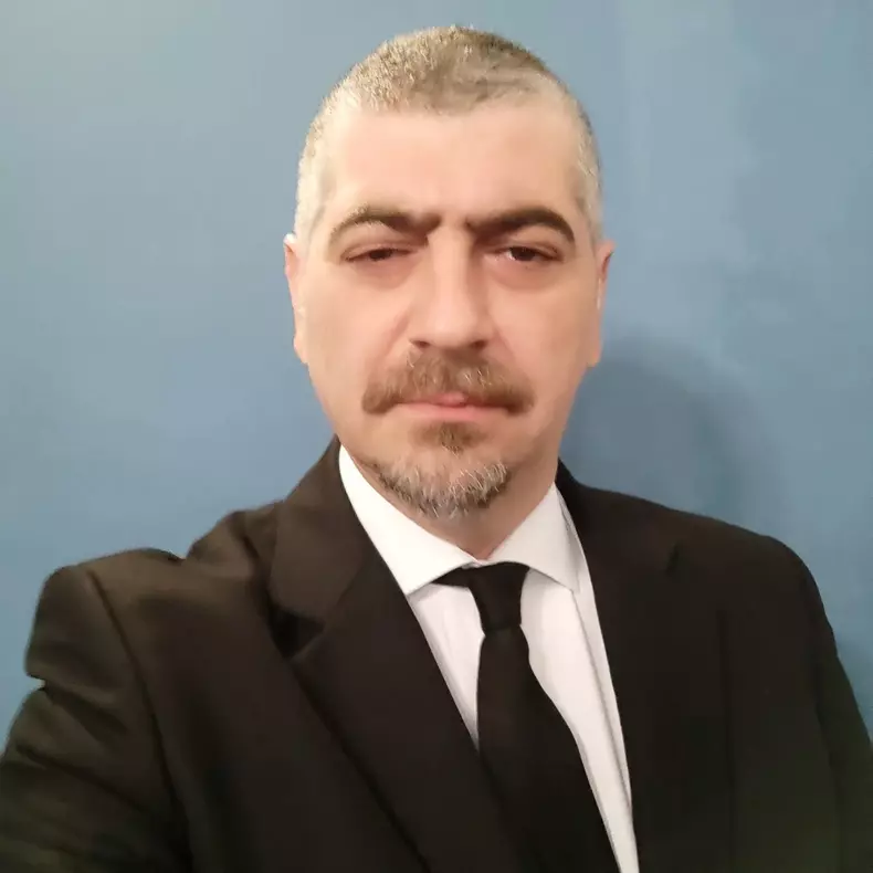 ovidiu niculrescu 31