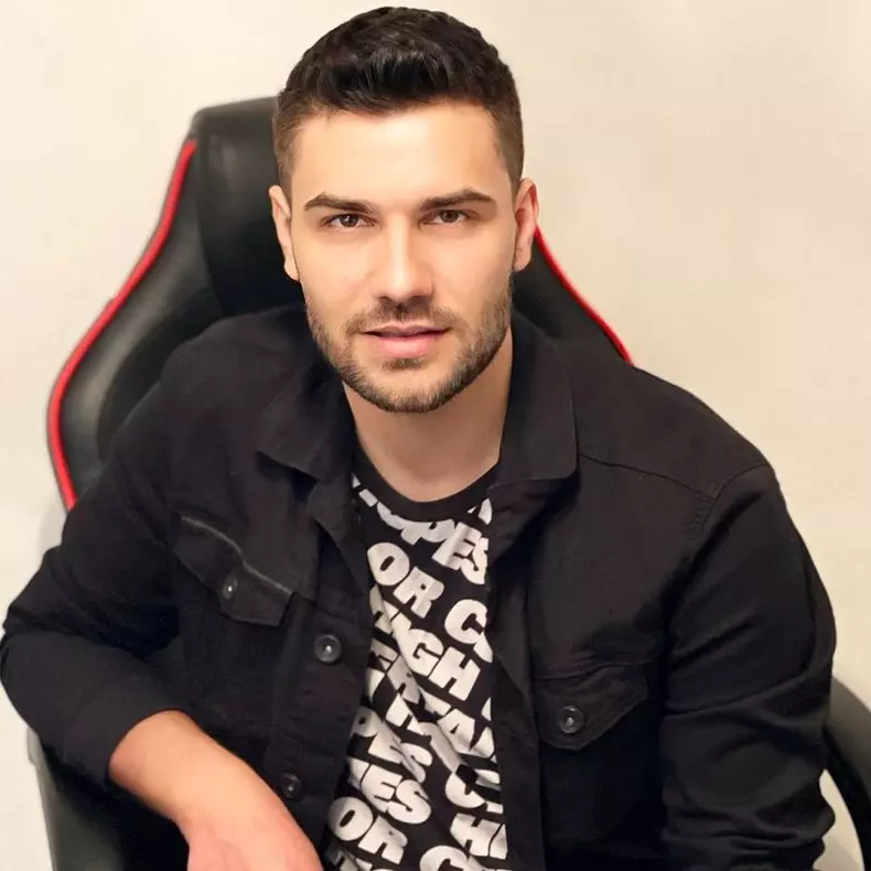 karym-va-deveni-sultan