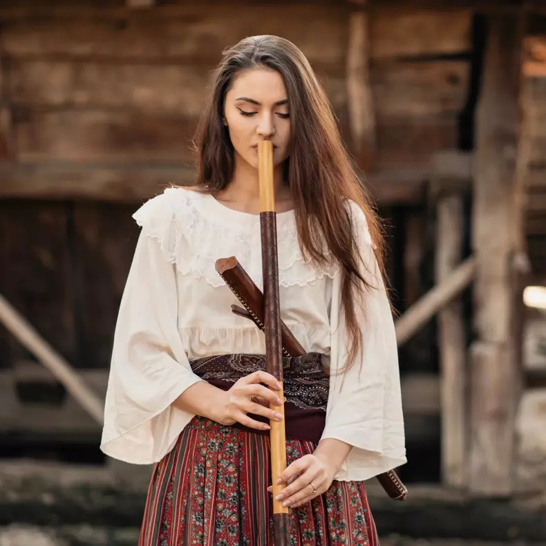aura sova 21