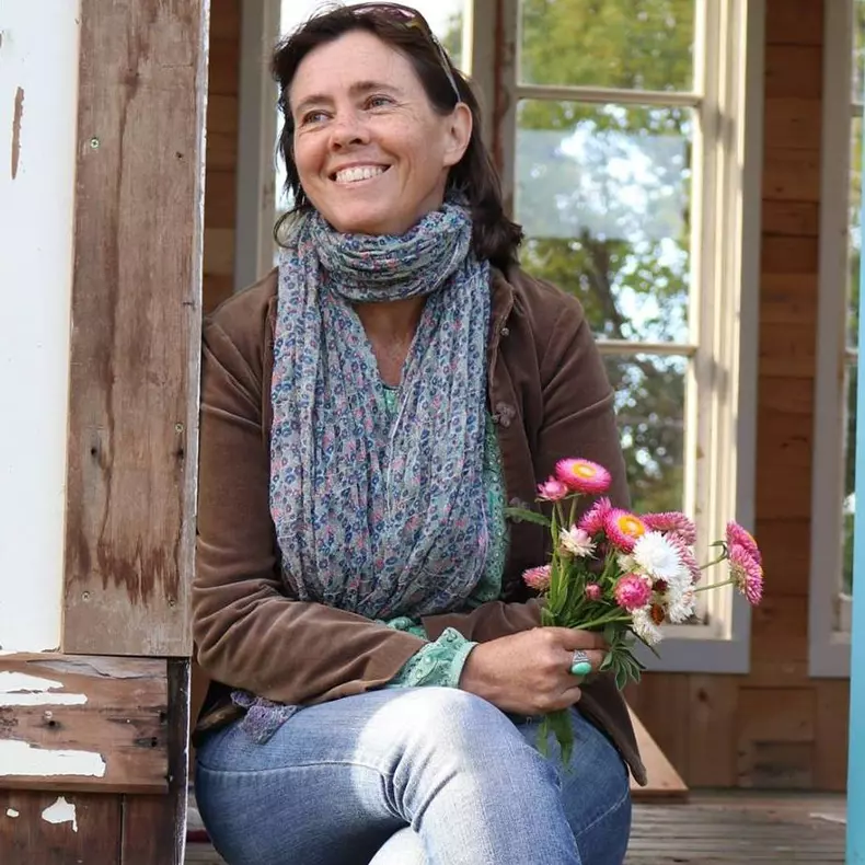Jo Nemeth5