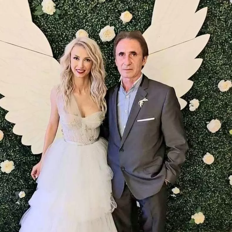 andreea-balan-sandel-balan