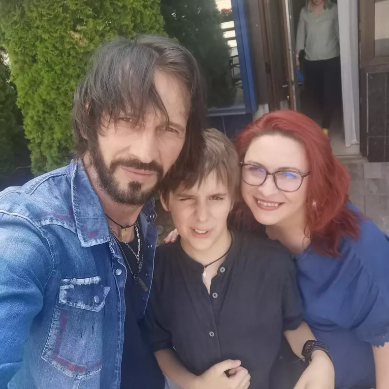 bogdan farcas sotie fiu5