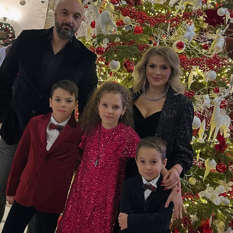Mirela Vaida familie6