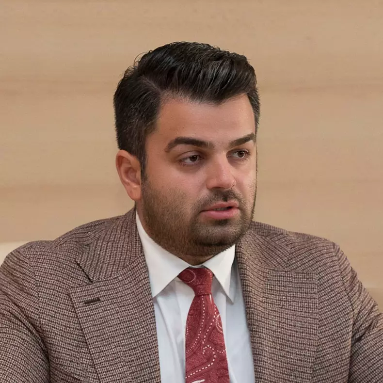 adrian vigheciu 6