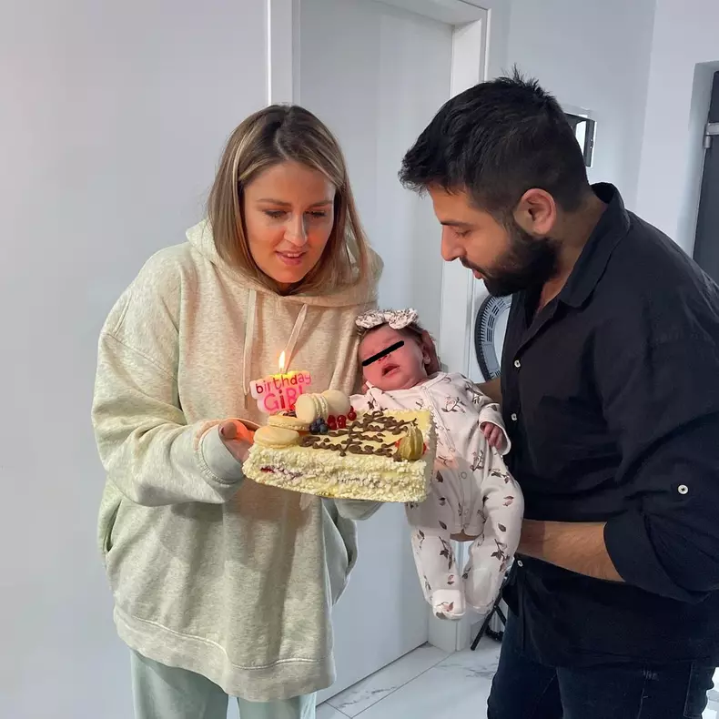 cristina-almasan-si-familia-ei