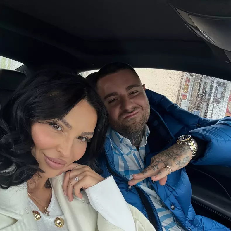 561575232_18528078982011055_4668892618544878954_n