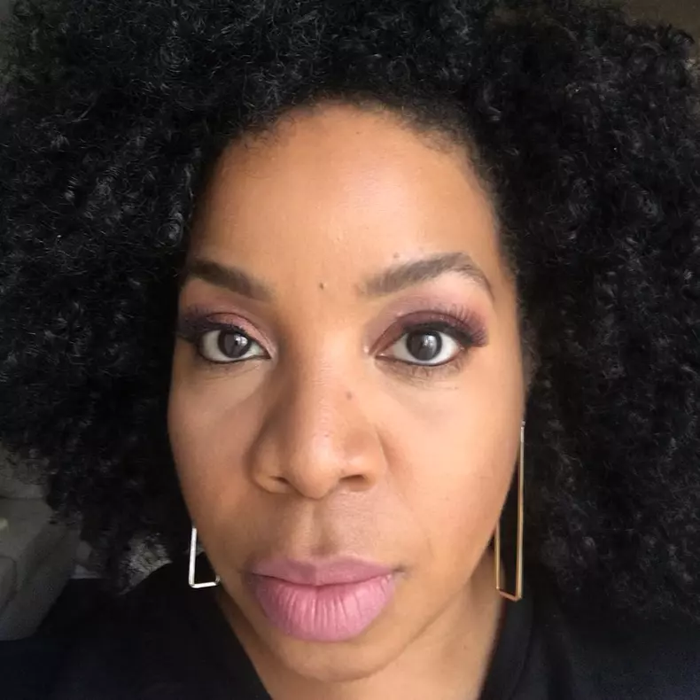 Kimberly Hébert Gregory - 7