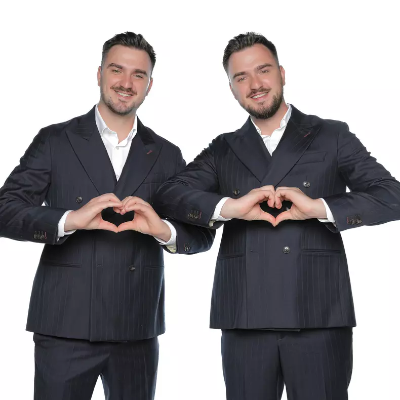 frații Beniamin și Iosif Graur7