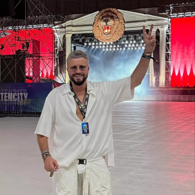 Cătălin Botezatu2