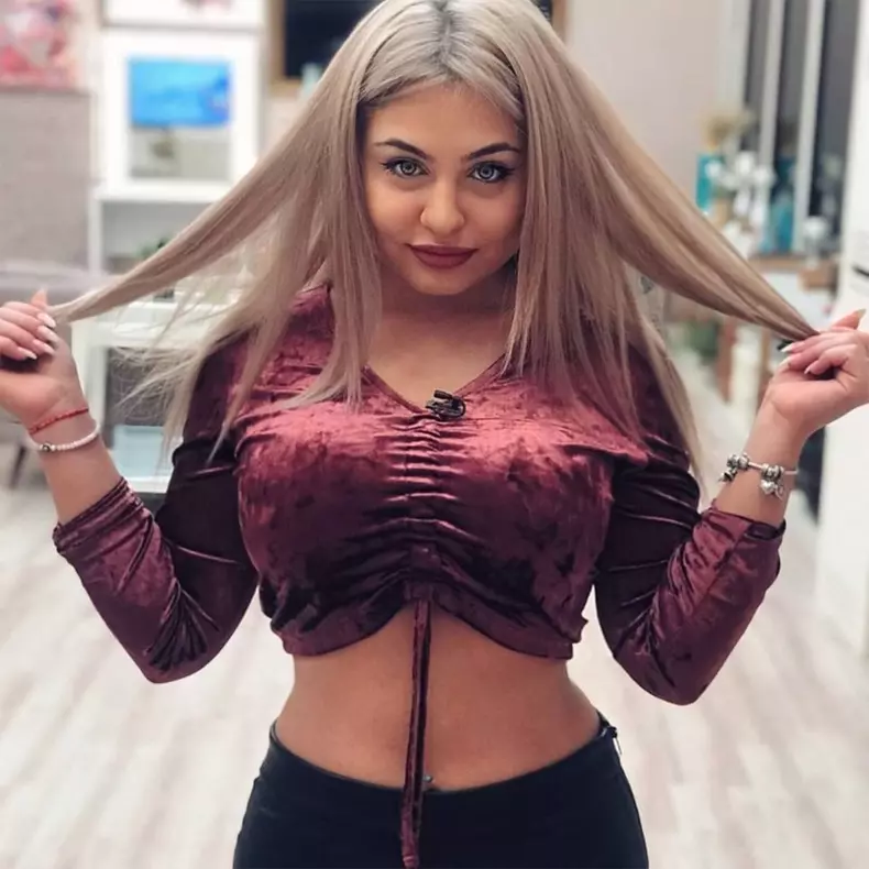 Raluca Marina2