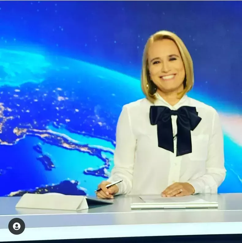 andreea-esca-imbracata-de-maria-marinescu-la-strile-pro-tv-1