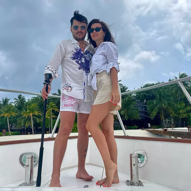 liviu-varciu-s-a-trezit-cu-fata-umflata-in-vacanta-1-1