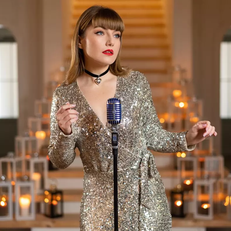 Alexandra Ungureanu se gândește la ziua de mâine  (12)