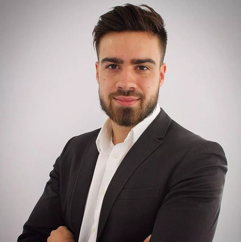 Antonio, noul iubit al Deei Maxer (2)