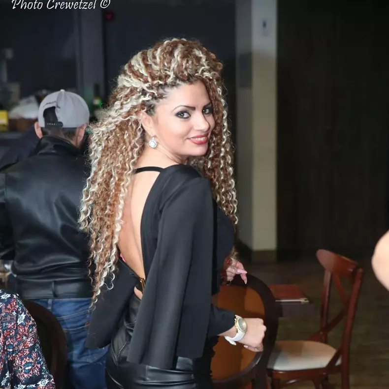 cine este Petronela Cinori de la Mireasa