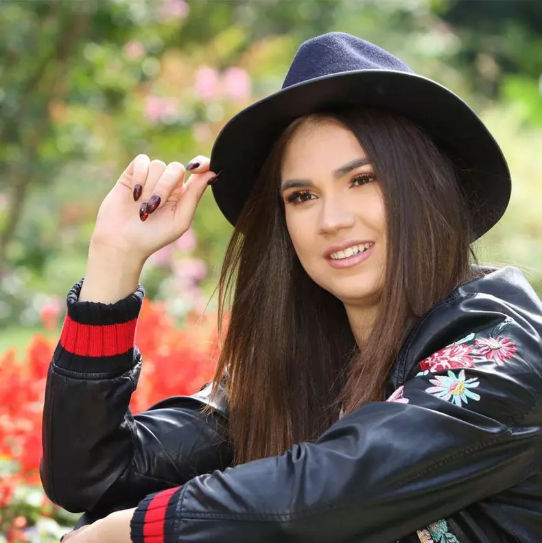 Cine-este-Dominique-fata-lui-Marius-Lăcătuș-care-joacă-în-serialul-Adela-8