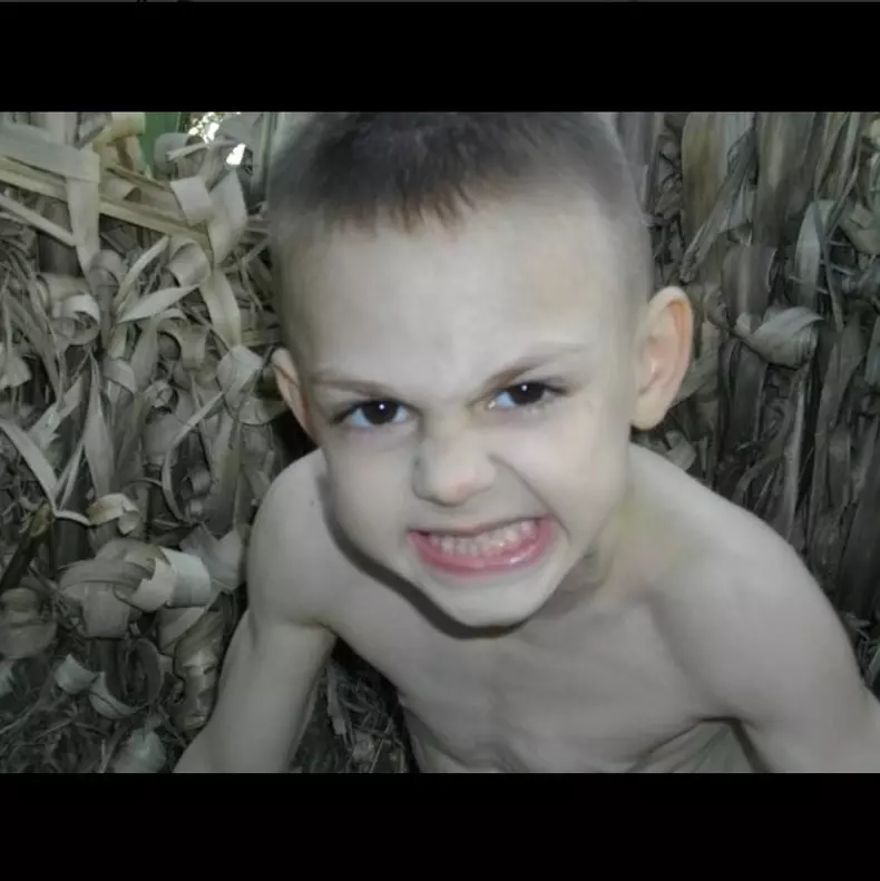 Micul-Hercule-17-ani-.5jpg