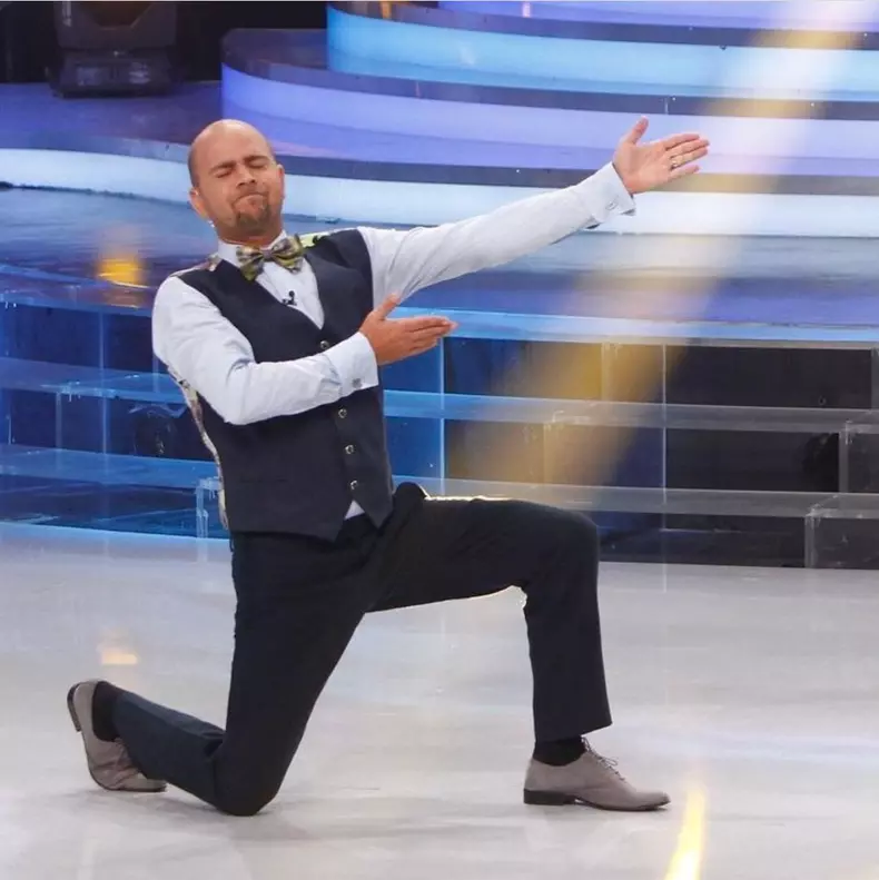 Cosmin-Selesi-Te-cunosc-de-undeva-4