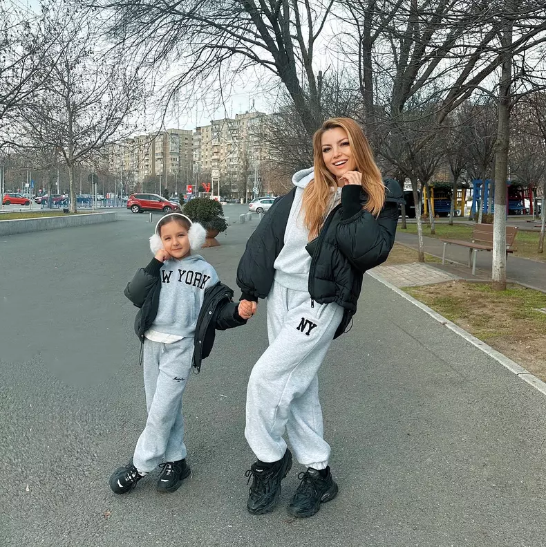 elena-gheorghe-fiica