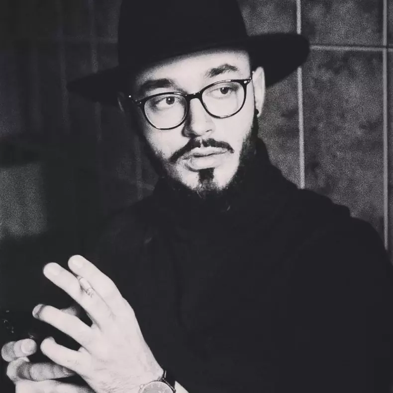 victor-dorobantu-569