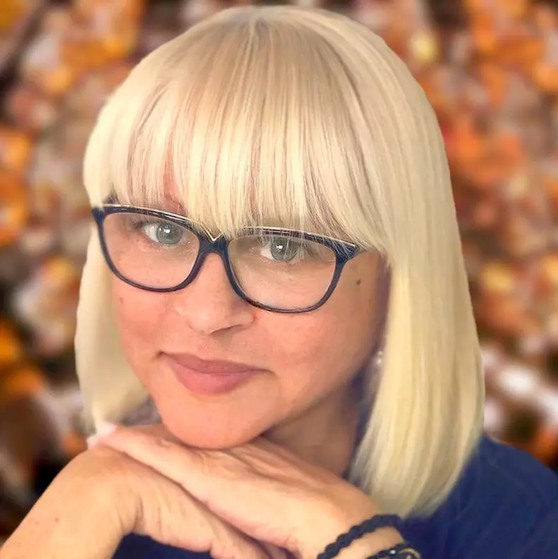Mirabela Dauer8