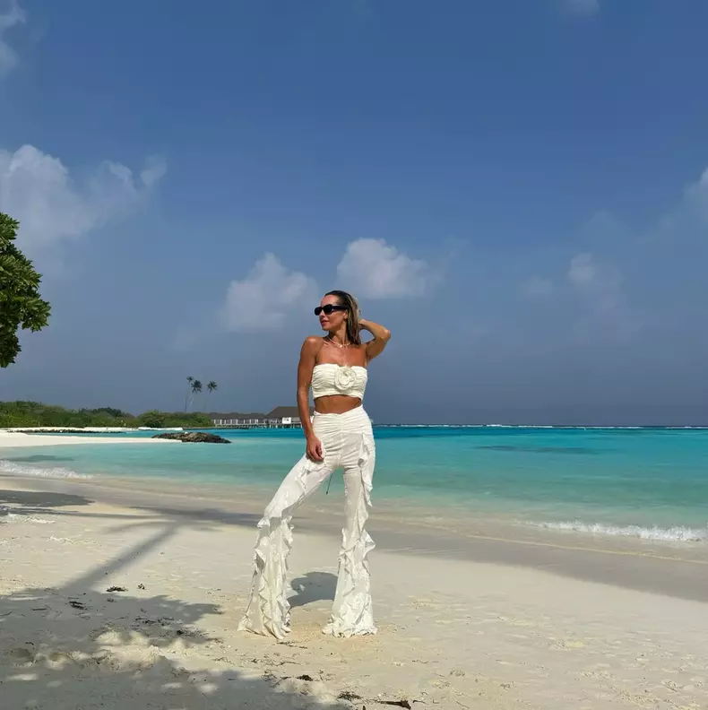 Flavia Mihășan în Maldive, ianuarie 2025 (2)
