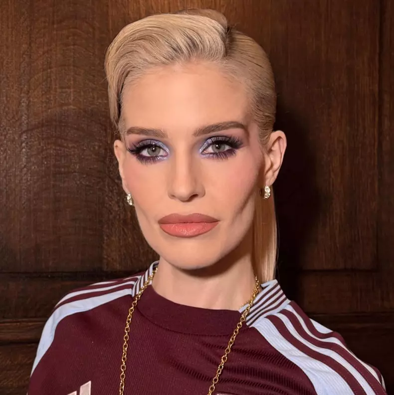 Kelly Osbourne (1)