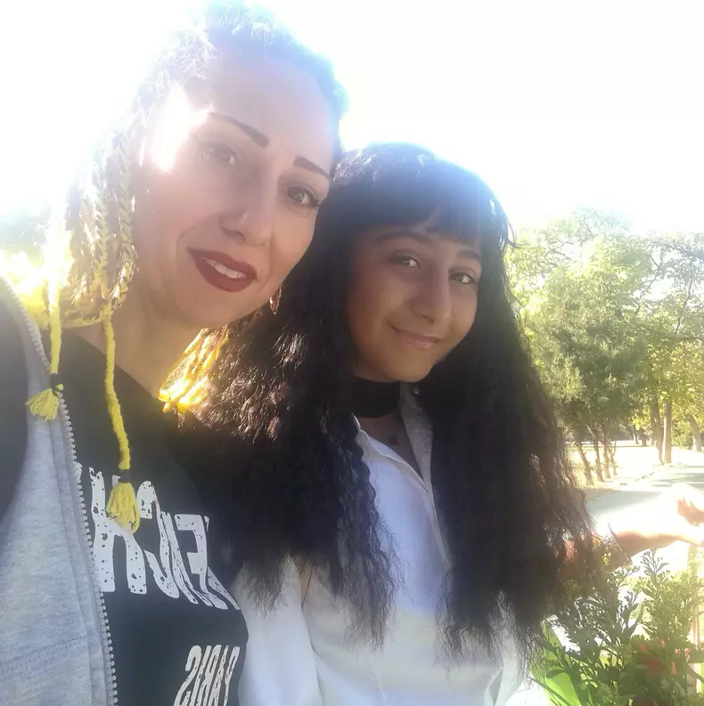 cine-este-madalina-cafadaru-2